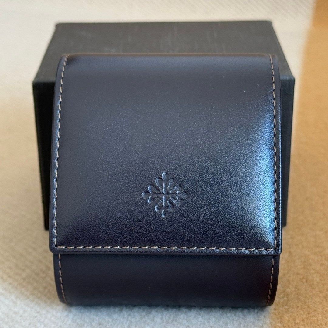 Patek Philippe Genève Leather Watch Case