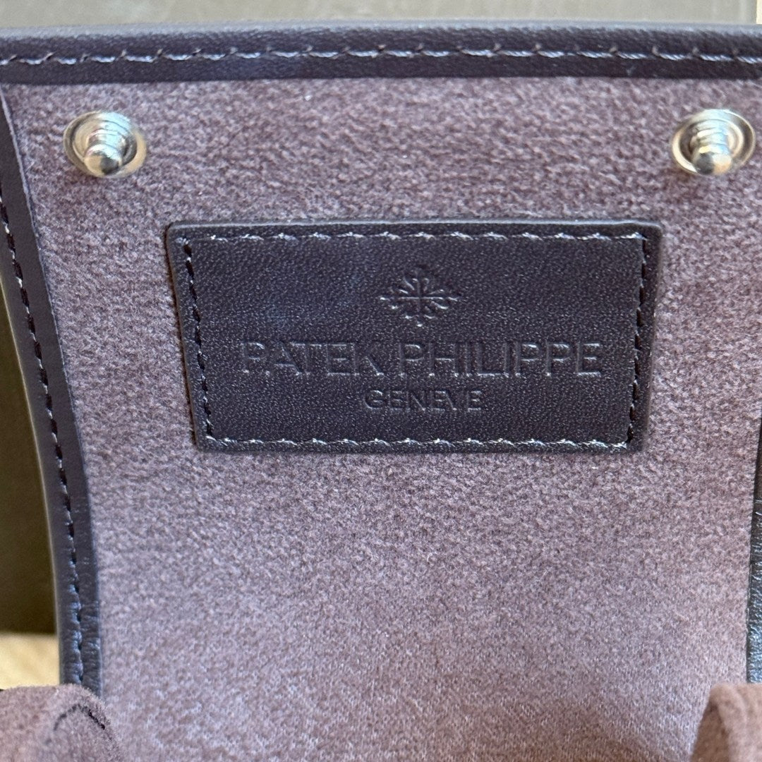 Patek Philippe Genève Leather Watch Case